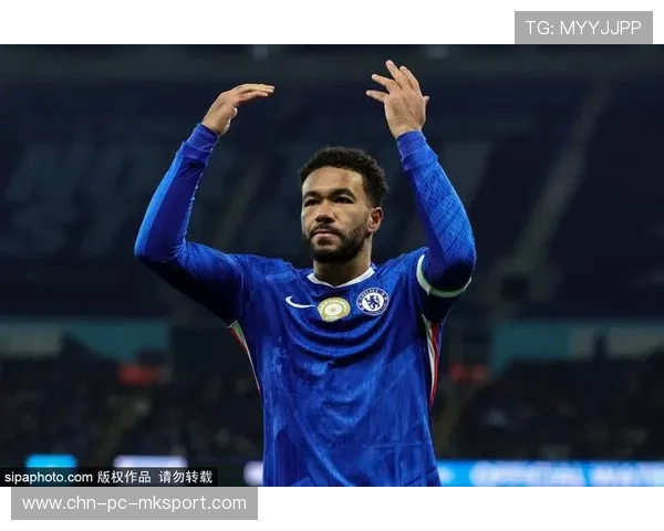 切尔西冬窗继续强化防线，后防补强成为当务之急，切尔西进攻