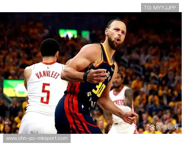 库里与新阵容化学反应初显